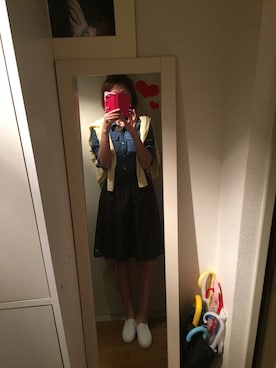 「たかはしのアイテム（スカート、ブラック系）」を使った、ゴーヤーんさん（レディース）の春コーディネート