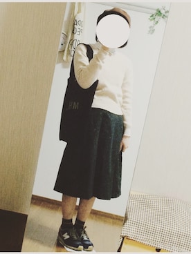 「MARGARET HOWEEL」｜「アイテム（スカート）」を使った、らっこさん（レディース・152cm）の秋コーディネート