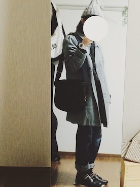 「G-SHOCK」｜「アイテム（ステンカラーコート）」を使った、らっこさん（レディース・152cm）の冬コーディネート