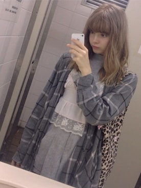 「MONKI（モンキ）のアイテム（その他アウター）」を使った、AlvaHilleviさん（レディース・165cm）の冬コーディネート
