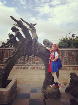 「CONVERSE（コンバース）のCONVERSE ローカット（スニーカー、レッド系）」を使った、わっかさん（レディース・154cm）の春コーディネート