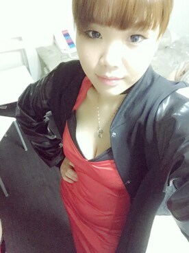 「cosplayのアイテム（ワンピース、レッド系）」を使った、ゆうみさん（レディース・159cm）の秋コーディネート