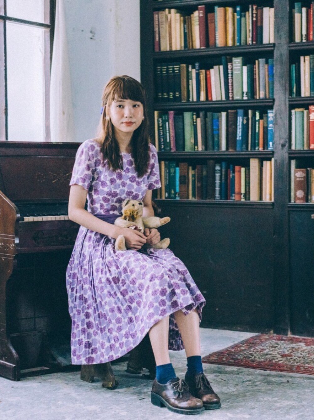「秋のコーデ、オトナカジュアル、休日スタイル、fashion、古着、ヴィンテージ、used、高円寺、撮影」｜「GROG GROGのアイテム（ワンピース、パープル系）」を使った、ひな子さん（レディース・165cm）の秋コーディネートの1枚目の写真