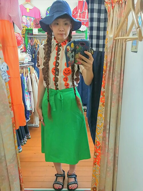 merry (古着屋FunnyFace)｜スカートを使ったコーディネート WEAR