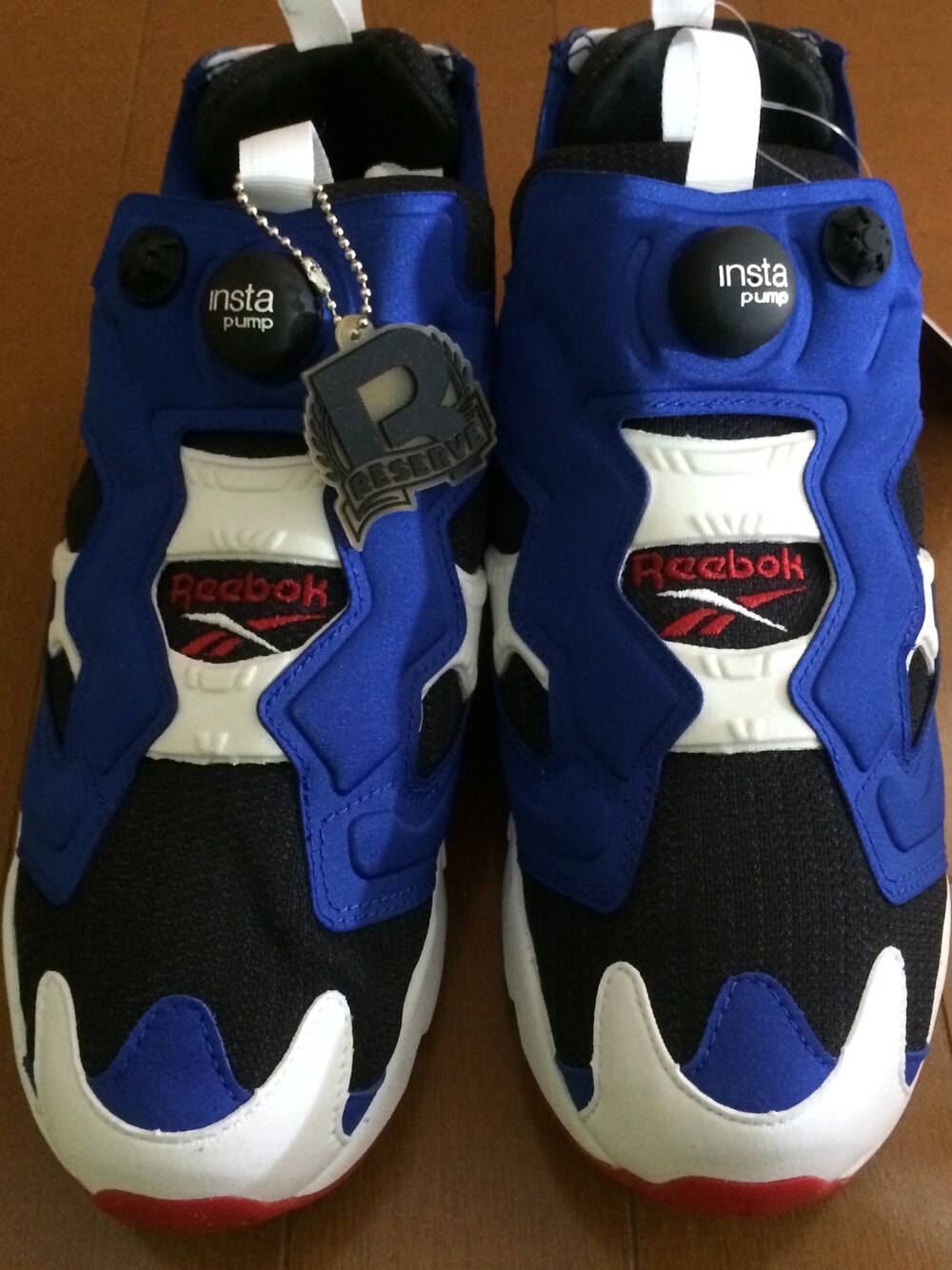 「ポンプフューリー、リーボック(Reebok)、トリコロールカラー」｜「ReebokのREEBOK INSTA PUMP FURY OG（スニーカー、ブルー系）」を使った、ゆうすけさん（メンズ・168cm）の春コーディネートの1枚目の写真