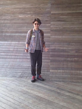 「KRIS VAN ASSCHE（クリスヴァンアッシュ）のアイテム（パンツ）」を使った、JACOBMAKETHEMANさん（メンズ・174cm）の秋コーディネート