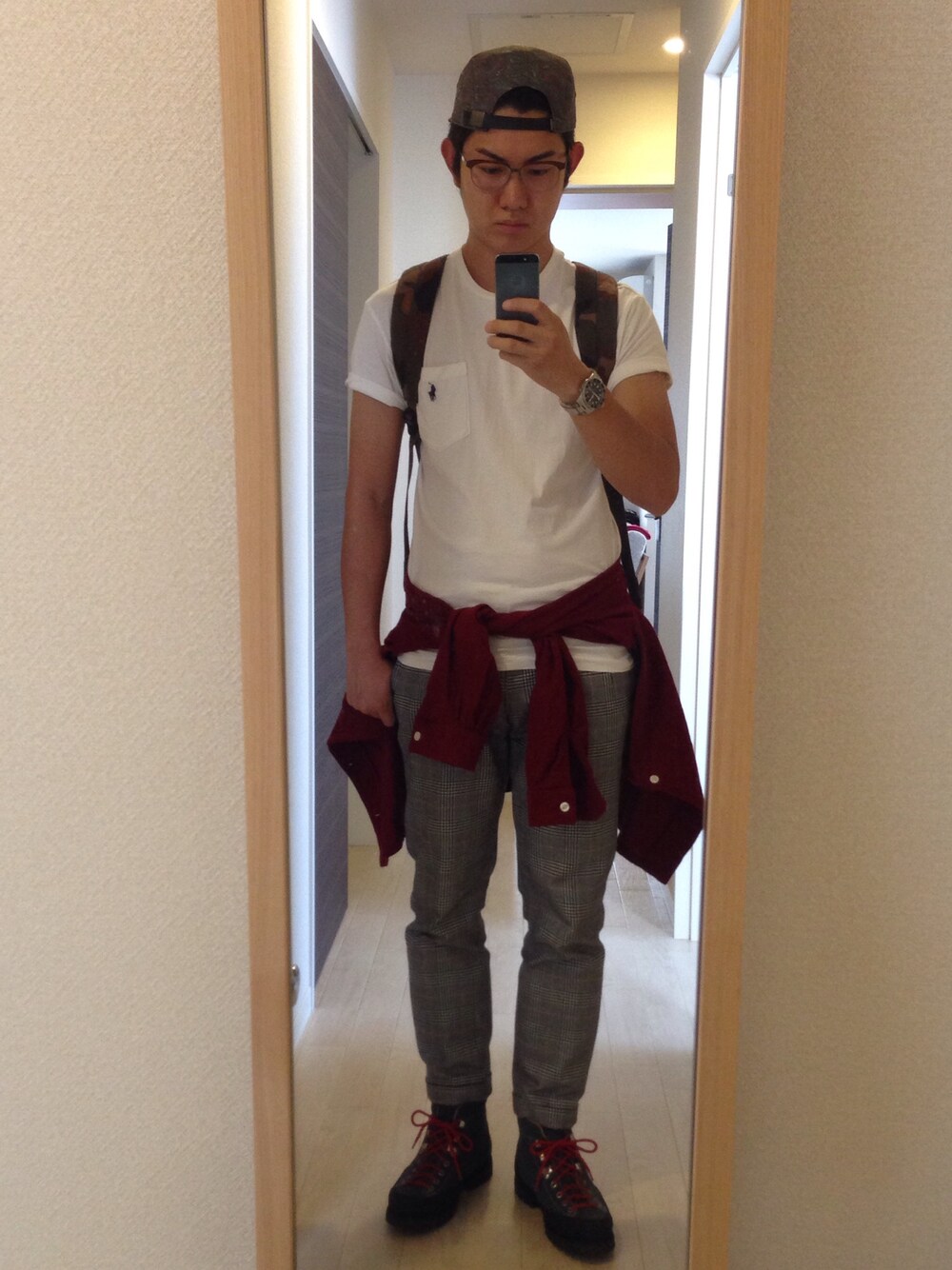 「POLO RALPH LAURENのアイテム（Tシャツ/カットソー、ホワイト系）」を使った、JACOBMAKETHEMANさん（メンズ・174cm）の秋コーディネートの1枚目の写真