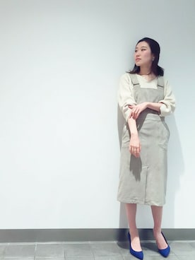 「URBAN RESEARCH（アーバンリサーチ）のアイテム（ジャンパースカート）」を使った、matsumoto    mioさん（レディース・162cm）の冬コーディネート