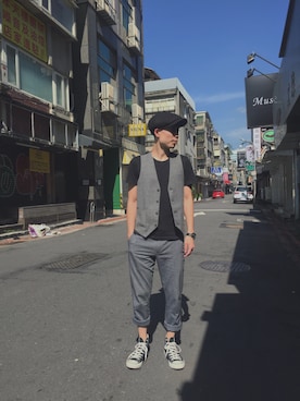 「H&M（エイチ・アンド・エム）のアイテム（フォーマルスーツ/小物）」を使った、Eason Changさん（メンズ・173cm）の秋コーディネート