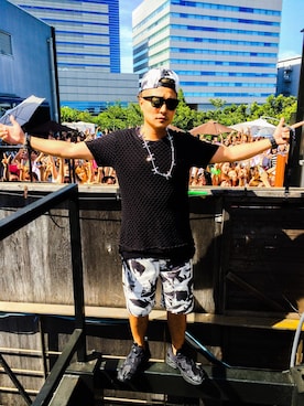 「AMBUSH（アンブッシュ）のアイテム（キャップ）」を使った、VERBALさん（メンズ・170cm）の夏コーディネート