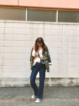 「アイテム（ミリタリージャケット）」を使った、Maki Tobikaさん（レディース・167cm）の秋コーディネート