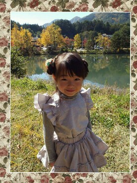 「How to Kiss a Frog（ハウトゥキスアフロッグ）のアイテム」を使った、Eku さん（キッズ・100cm）の秋コーディネート