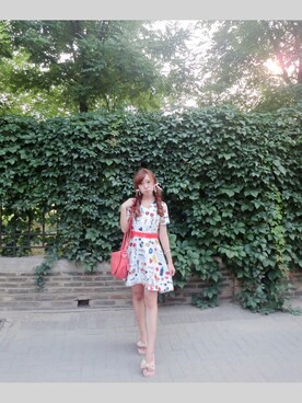 「LOEWE（ロエベ）のHANDBAG FLAMENCO 30（ショルダーバッグ、パープル系）」を使った、🐑さん（レディース・164cm）の夏コーディネート