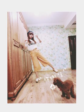 「SNIDEL（スナイデル）のロゴTシャツ（Tシャツ/カットソー、ホワイト系）」を使った、🐑さん（レディース・164cm）の秋コーディネート