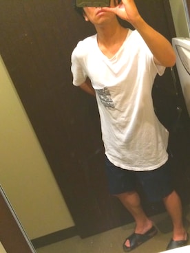 「H&M」｜「アイテム（サンダル）」を使った、福さん（メンズ・176cm・20代）の夏コーディネート