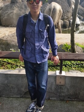 「CLOT（クロット）のアイテム（デニムパンツ）」を使った、路克溫蒂さん（メンズ・179cm）の春コーディネート