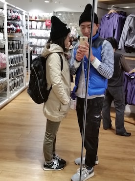 「NHIZのアイテム」を使った、路克溫蒂さん（メンズ・179cm）の春コーディネート
