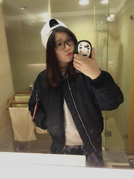 「OUTER SPACE（アウタースペース）のアイテム（帽子）」を使った、鄭藍迪さん（レディース・163cm）の冬コーディネート