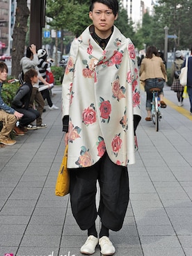 「COMME des GARCONS（コムデギャルソン）のアイテム（その他アウター、その他）」を使った、Tsuyoshi Kuraharaさん（メンズ・180cm）の冬コーディネート