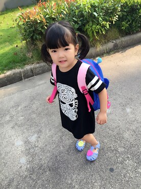 「ZOO（ズー）のアイテム」を使った、应小欣De幸福驿站さん（キッズ・90cm）の秋コーディネート