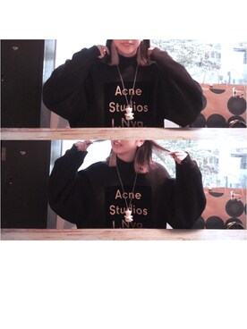「ACNE（アクネ）のアイテム（スウェット、ブルー系）」を使った、karennさん（レディース・168cm）の冬コーディネート