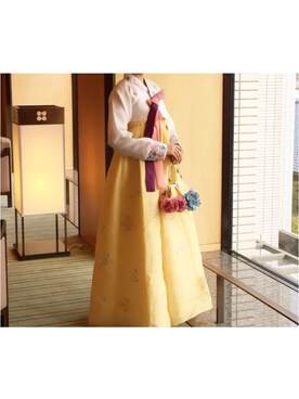 「チョゴリのアイテム（その他、イエロー系）」を使った、karennさん（レディース・168cm）の冬コーディネート