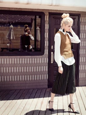 「アイテム（トップス、ブラウン系）」を使った、GRLグレイル_OFFICIALさん（レディース・171cm）の秋コーディネート