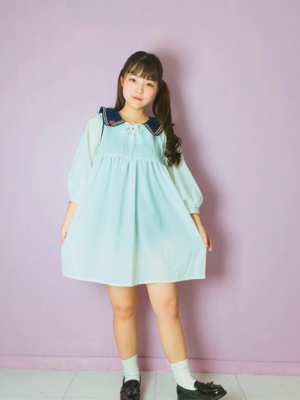 「 ワンピース、 カジュアル、女の子、 シンプル、韓国ブランド、 プチプラ、 秋、 ラクチンコーデ、 オールドミッキー、oldmickey」｜「OLDMICKEY のハート刺繍ポイントセーラーフレアワンピース(P000BIOM)（ワンピース、その他）」を使った、oldmickey_jpさん（レディース・162cm）の秋コーディネートの1枚目の写真