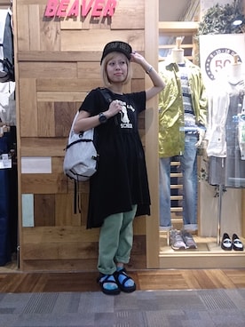 「黒いワンピース」｜まるやま、まさん（レディース・150cm）の春コーディネート