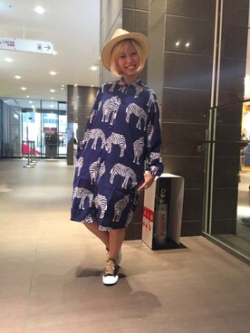 「柄×柄」｜「アイテム（シャツワンピース）」を使った、まるやま、まさん（レディース・150cm）の夏コーディネート