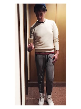 「Abercrombie&Fitch（アバークロンビーアンドフィッチ）のアイテム（ニット/セーター）」を使った、cullinanさん（メンズ・174cm）の春コーディネート