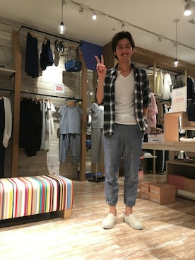 「HVC（エイチブイシー）のアイテム（シューズ）」を使った、HVCみのお店さん（メンズ・182cm）の夏コーディネート
