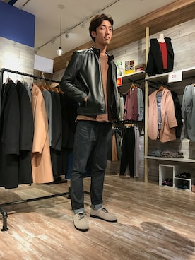 「アパレルスタッフ」｜「アイテム（ライダースジャケット）」を使った、HVCみのお店さん（メンズ・185cm）の秋コーディネート