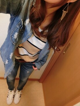 「Ungrid（アングリッド）のフレイドヘムストスリ（デニムパンツ）」を使った、ゆりぴさん（レディース・160cm）の冬コーディネート