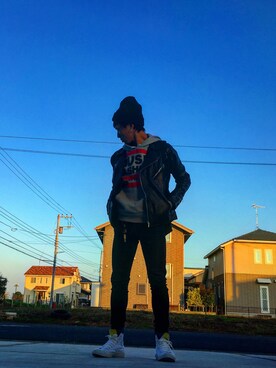 「MAISON KITSUNE」｜「アイテム（ライダースジャケット）」を使った、SHINさん（メンズ・168cm）の秋コーディネート