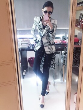 「chanel」｜「アイテム（ピーコート）」を使った、Joanna 郭草莓さん（レディース・173cm）の冬コーディネート