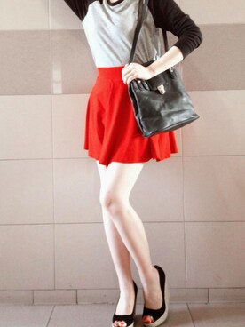 Lizzy Chaiさんのコーディネート