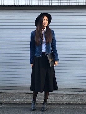 「タートルネックカットソー」｜「アイテム（デニムジャケット）」を使った、AmelTheShopさん（レディース・167cm）の冬コーディネート