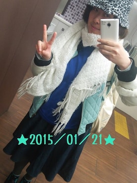 「水色×紺」｜宮崎鈴子さん（レディース・160cm）の冬コーディネート
