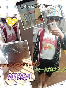 「アイテム（ベスト、レッド系）」を使った、宮崎鈴子さん（レディース・160cm）の春コーディネート