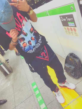 「Guess（ゲス）のアイテム（オールインワン・サロペット）」を使った、neneさん（レディース・155cm）の秋コーディネート