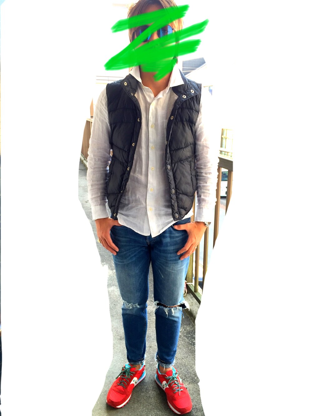 「GUのアイテム（シャツ/ブラウス、ホワイト系）」を使った、YUSUKE_PITTさん（メンズ・173cm）の春コーディネートの1枚目の写真