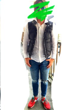 「TOMMY（トミー）のアイテム（ダウンベスト）」を使った、YUSUKE_PITTさん（メンズ・173cm）の春コーディネート