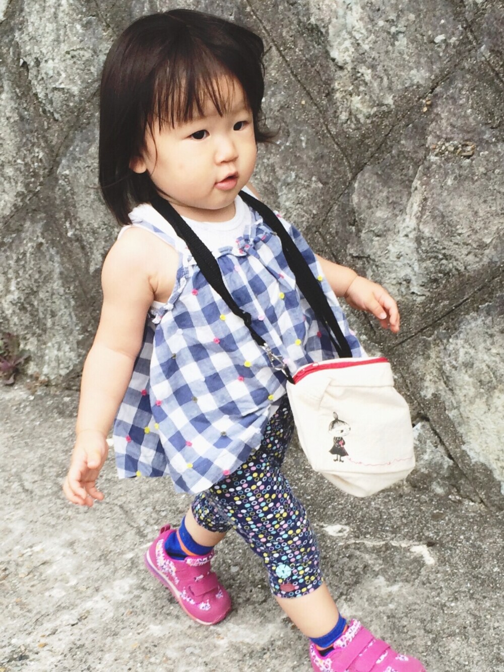 「babyGAPのアイテム（チュニック、ブルー系）」を使った、kiyoppuさん（キッズ・80cm）の秋コーディネートの1枚目の写真