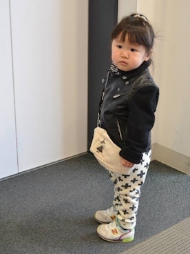 「子供服」｜「アイテム（ライダースジャケット）」を使った、kiyoppuさん（キッズ・90cm）の春コーディネート