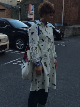 「アイテム（シャツワンピース、レッド系）」を使った、mocoさん（レディース・162cm）の冬コーディネート