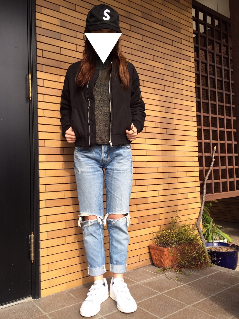 「moussy、しまむら、GU、supreme、adidas、MA-1」｜「MOUSSYのアイテム（デニムパンツ、ブルー系）」を使った、Misat☻．さん（レディース・160cm）の秋コーディネートの1枚目の写真