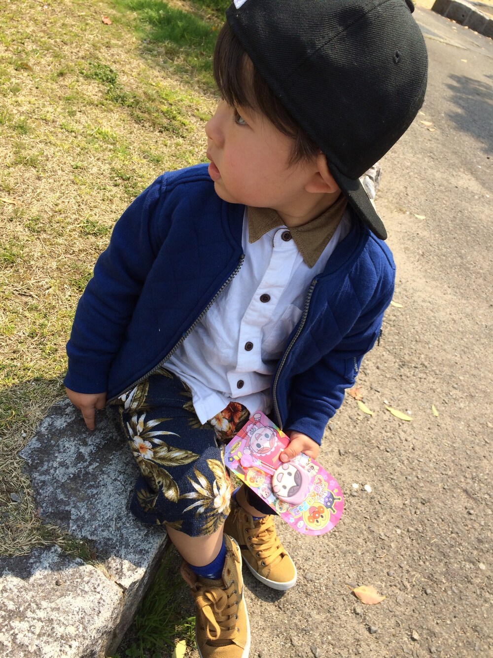 「ZARA KIDSのアイテム（シャツ/ブラウス、ホワイト系）」を使った、りなさん（キッズ・100cm）の秋コーディネートの1枚目の写真