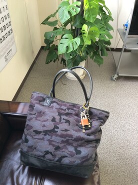 「AZUL by moussy（アズールバイマウジー）のアイテム（トートバッグ）」を使った、かつさん（メンズ・175cm）の秋コーディネート