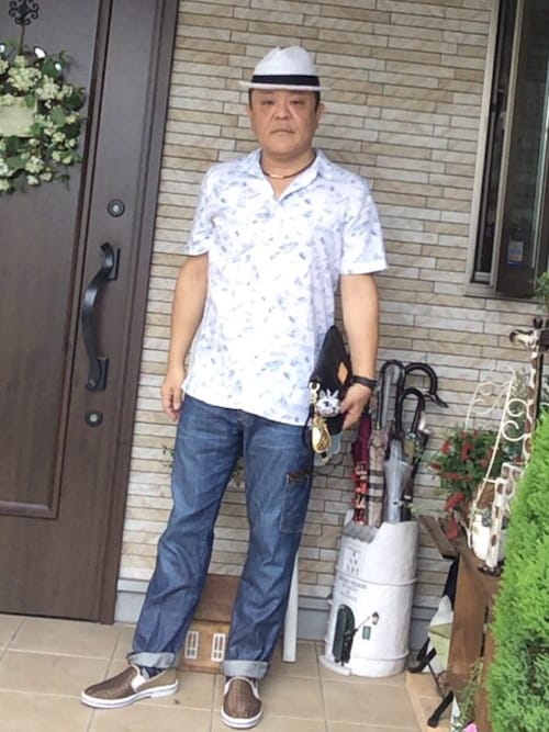 H M エイチ アンド エム のキーホルダーを使ったメンズ人気ファッションコーディネート Army